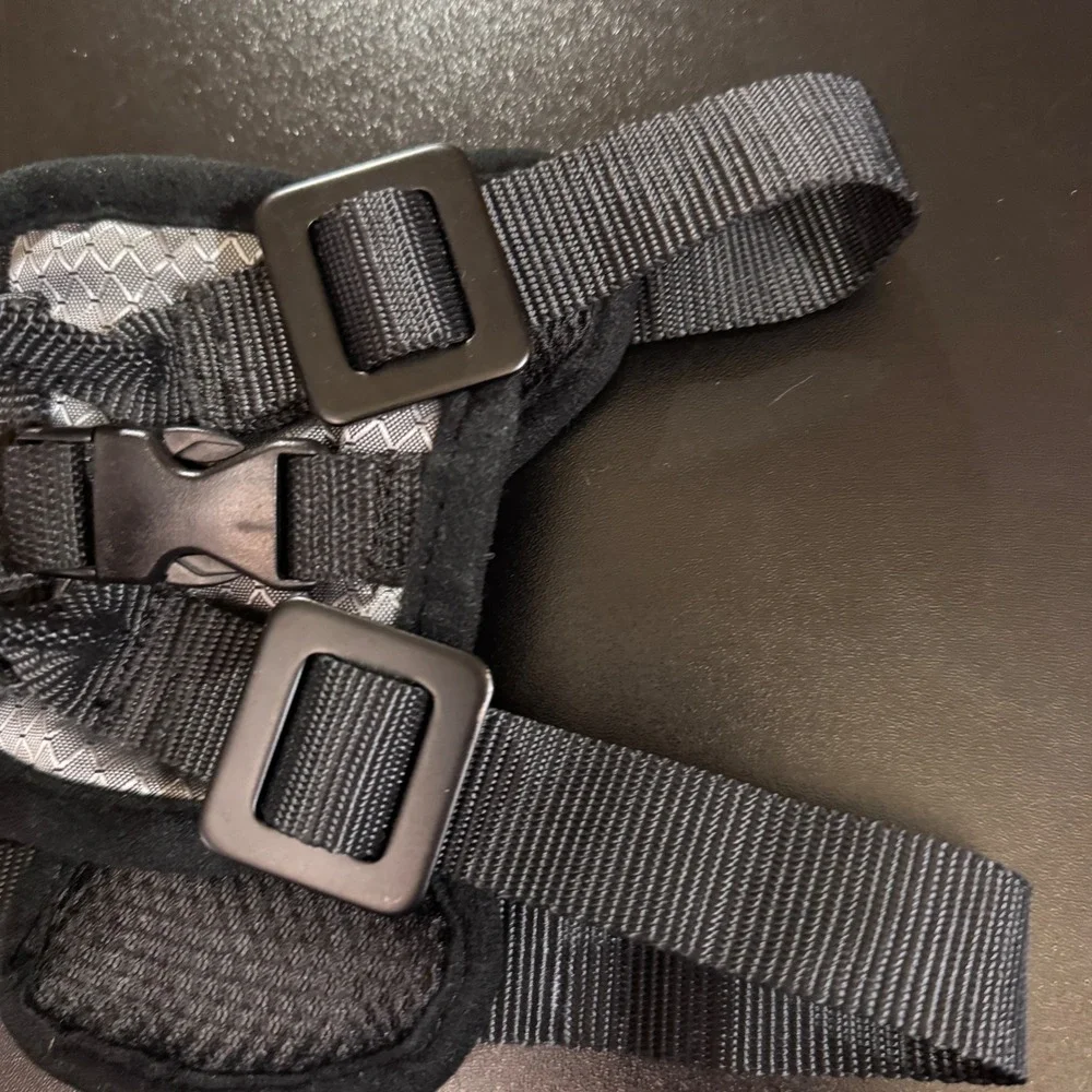 Top Paw‎ Dog Travel Harness Small-Medium Black Padded Reflective Adjustable